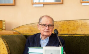 a560f014276f84ec0ae9fcb210ed4244.jpg
