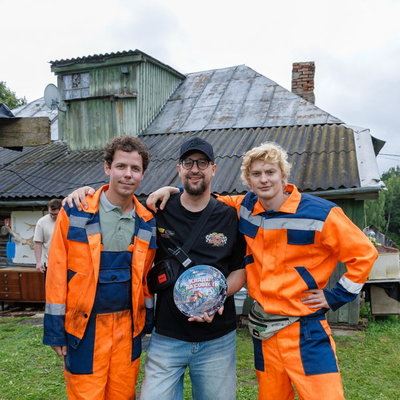 Антон Рогачёв и Филипп Ершов отправятся строить дорогу в сериале «Кладем на совесть!»